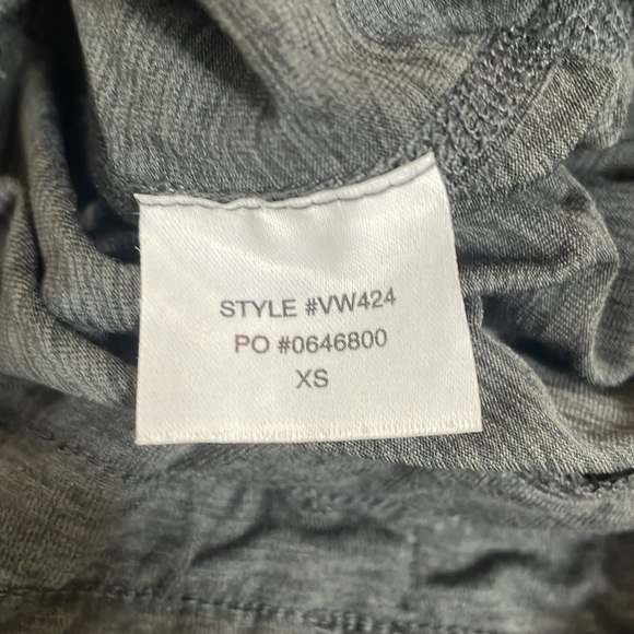 Vuori All Day Romper size XS - Picture 9 of 9